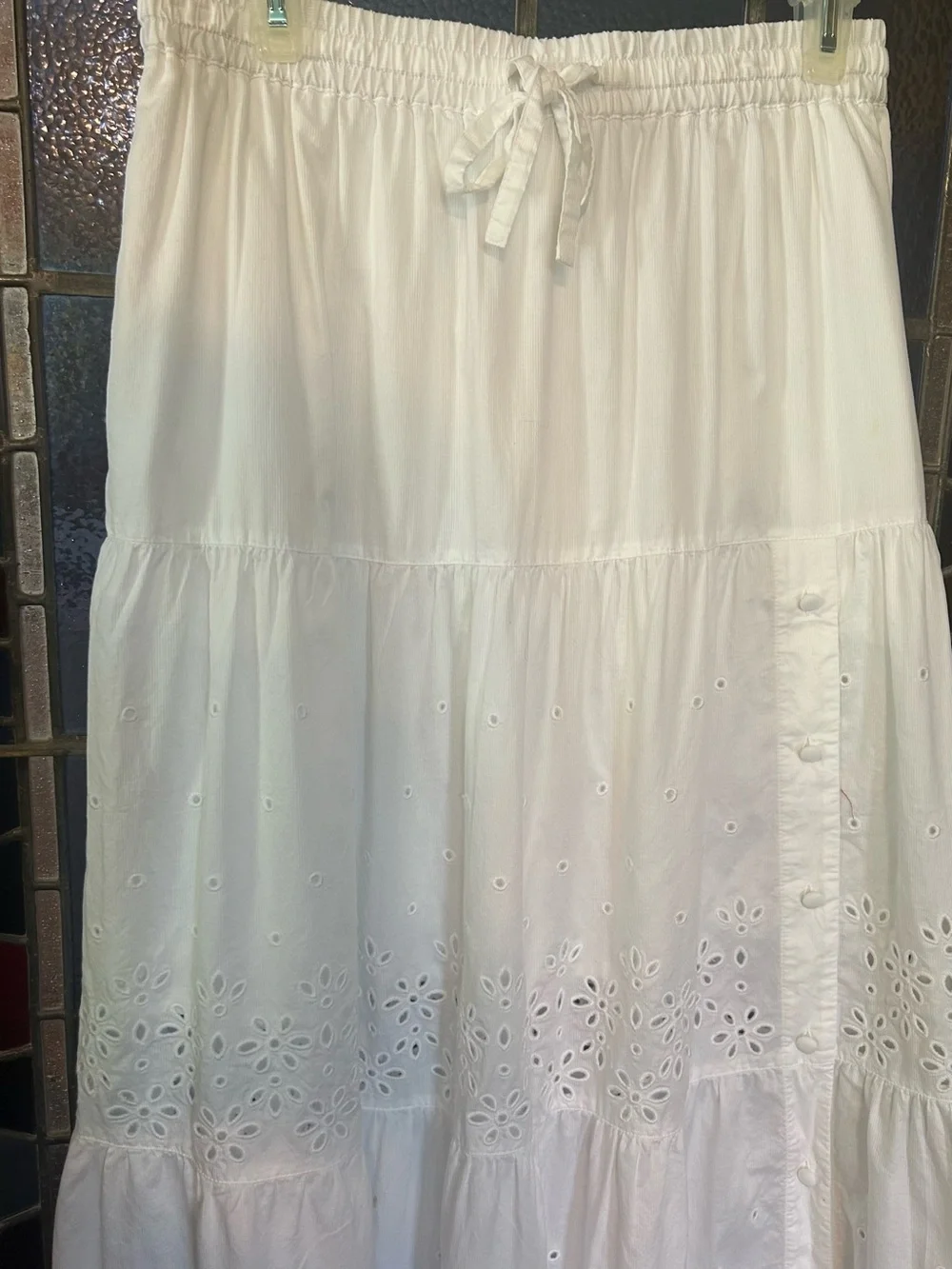 COACH White Eyelet Tiered Maxi Skirt Side Buttons Size 8